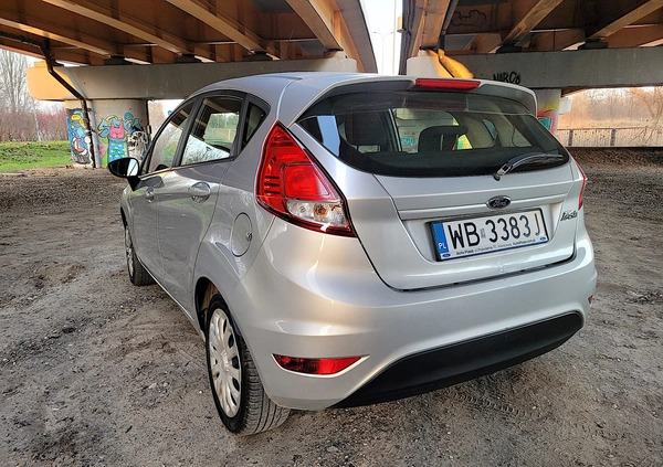 Ford Fiesta cena 27000 przebieg: 145000, rok produkcji 2014 z Warszawa małe 211